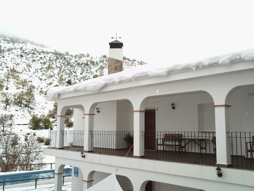 Apartamentos Turisticos Rurales Monte De Las Animas Valdepenas de Jaen Luaran gambar
